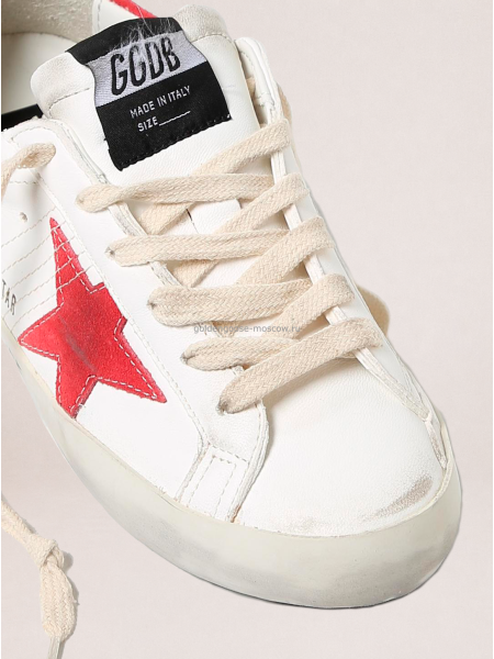 Golden Goose Super Star in Green Heel With Gold Star