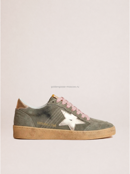 Golden Goose Ball Star in Khaki Suede With Gold Star