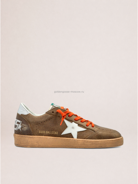 Golden Goose Ball Star in Brown Suede With Orange Laces
