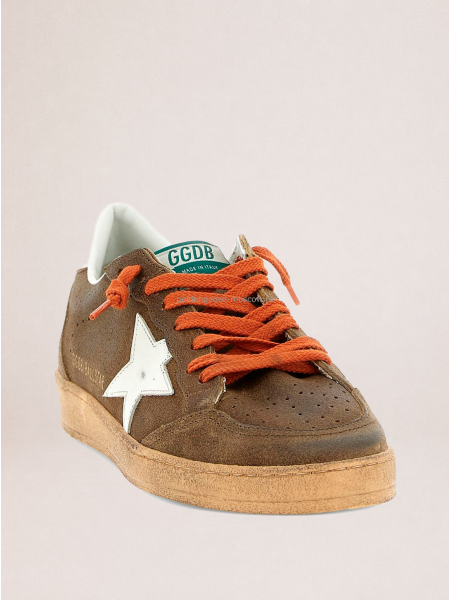 Golden Goose Ball Star in Brown Suede With Orange Laces