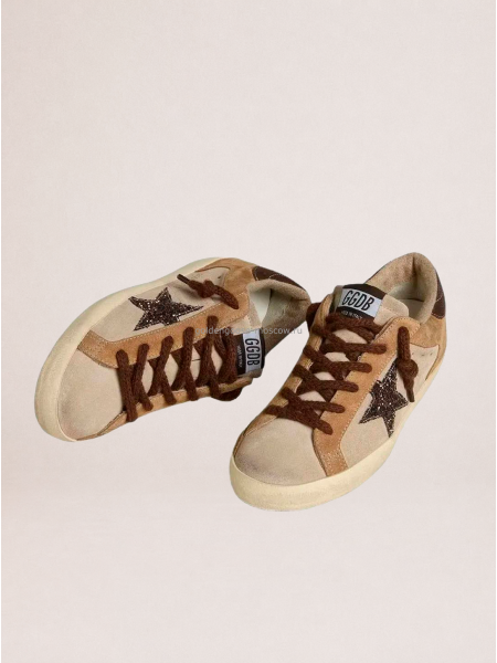 Golden Goose Super-Star in Beige Suede With White Star and Heel Tab Golden Goose Super-Star in Beige Suede With White Star and Heel Tab