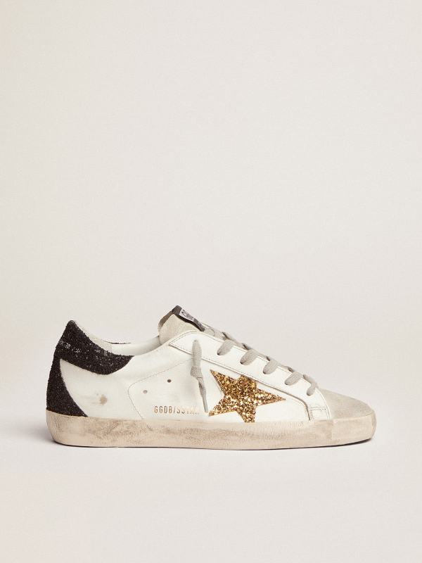 Golden Goose Super-Star In Gold Glitter Star And Black Glitter Heel tab Golden Goose Super-Star In Gold Glitter Star And Black Glitter Heel tab