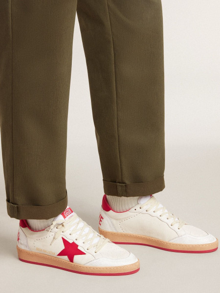 Golden Goose Men's Ball Star  Wishes In White Leather With A Red Star And Heel Tab