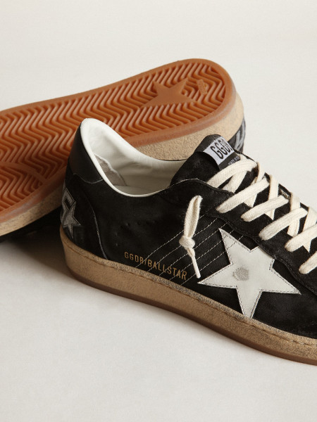 Golden Goose Ball Star In Black Suede With White Leather Star